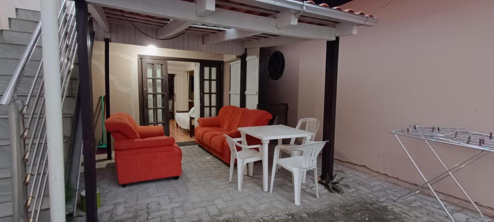 Apartamento Terreo Com Ar Condicionado E 2 Suites Bem Localizado Гаропаба Екстериор снимка